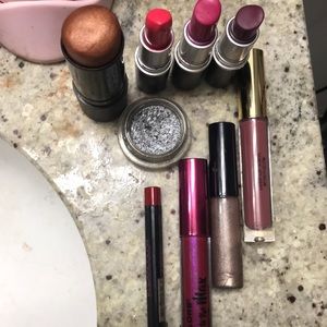 Beauty bundle NARS , Mac, Giorgio Armani, H&M, etc